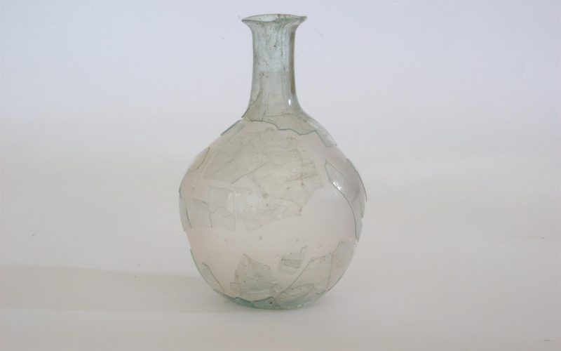 Restauro di un balsamario di epoca romana