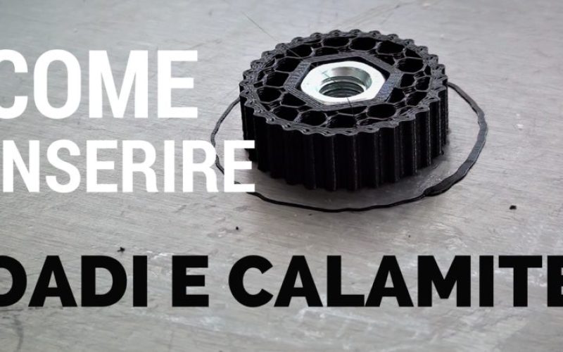 Inserire dadi e calamite all’interno di una stampa 3D